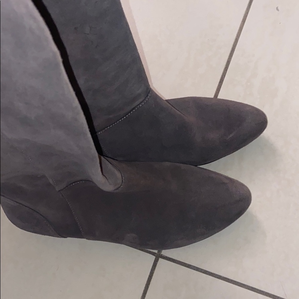 Gray Suede Boots - Picture 4 of 5